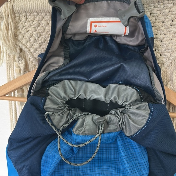 Deuter kids hiking backpack / daypack - Picture 5 of 6